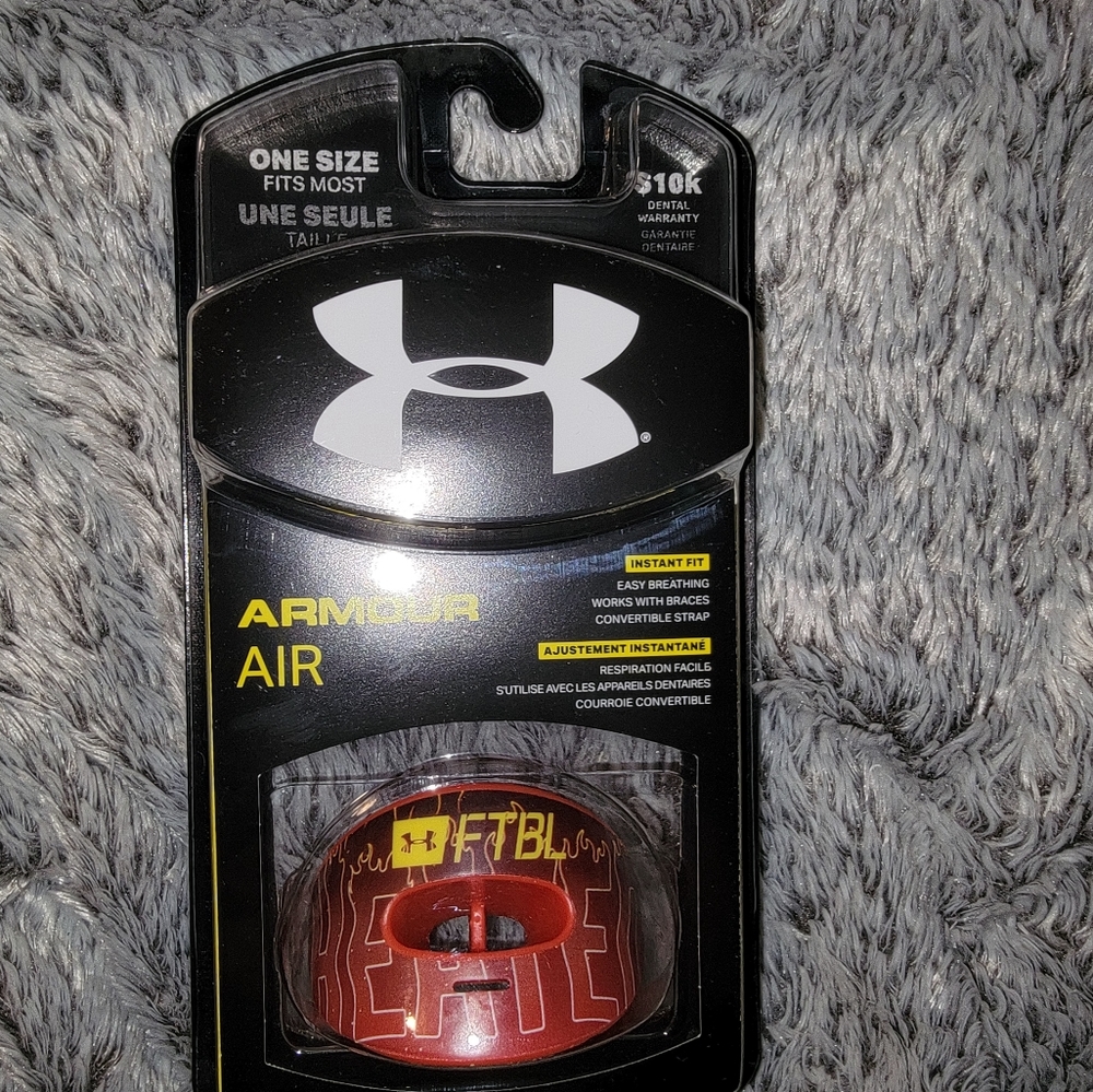 Nwt Under armour adult football mouthguard new